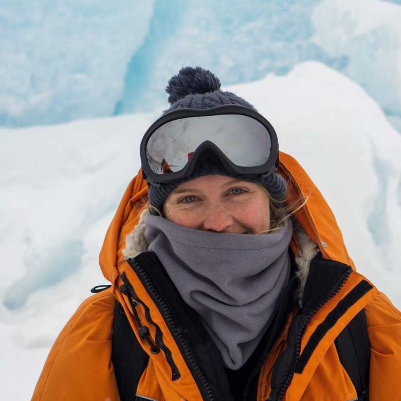 A Freezing Dive: Hannah and the Antarctic Ocean Currents