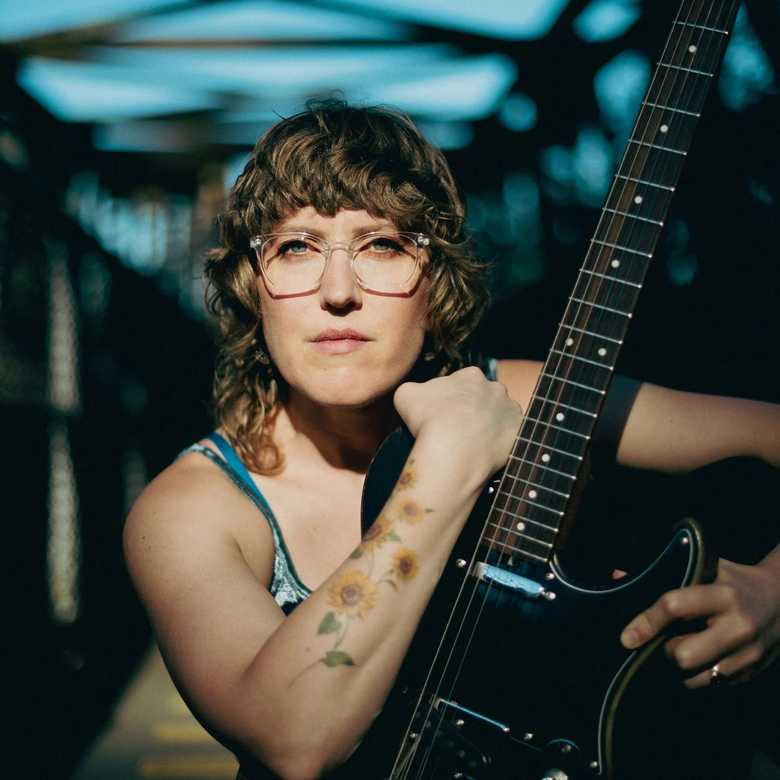 A chat with Stella Anning with her Brand New Album