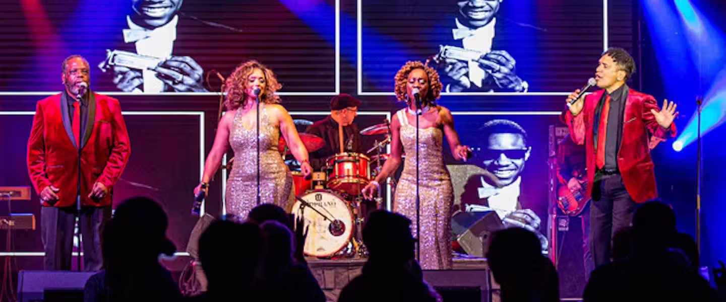Dancing in the Shadows of Motown – Live at Randwick Ritz!