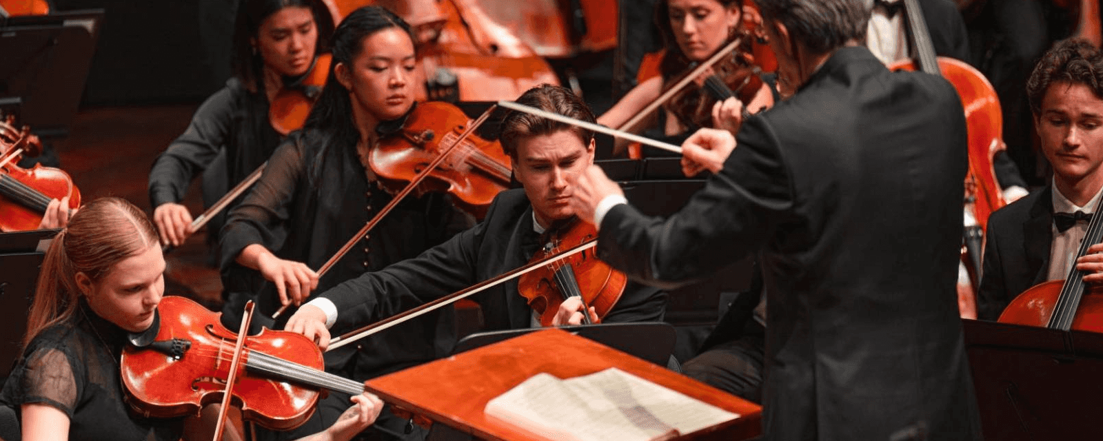 Australian Youth Orchestra: Momentum Ensemble & Altstaedt + Durkin
