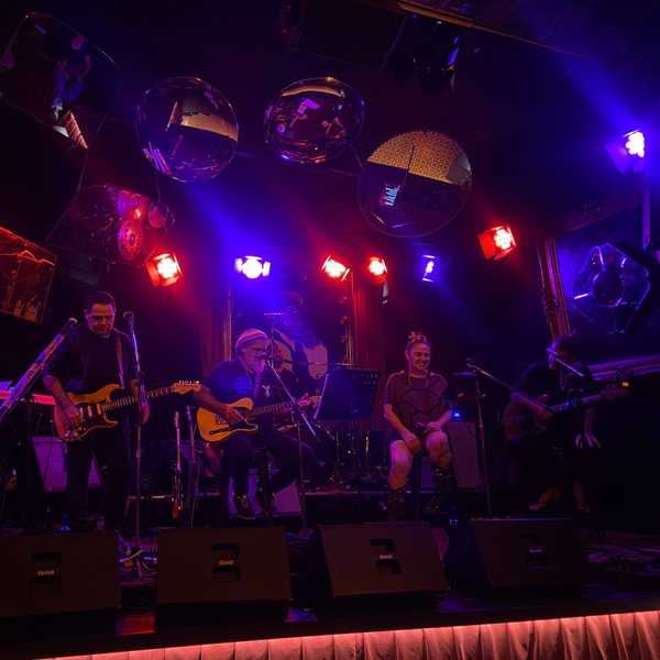 Review: Coloured Stone LIVE at Lazybones Lounge