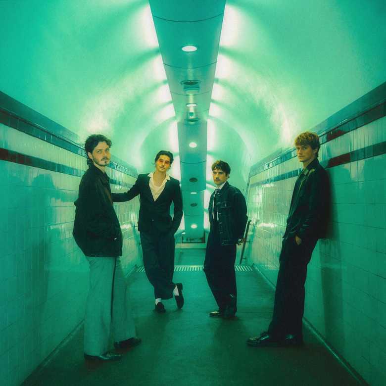 Silky Roads in Conversation: The Journey to “Wallflower”