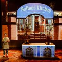 Review: A Place in the Sultan’s Kitchen (or How to Make the Perfect One-Pot Chicken Curry) 
