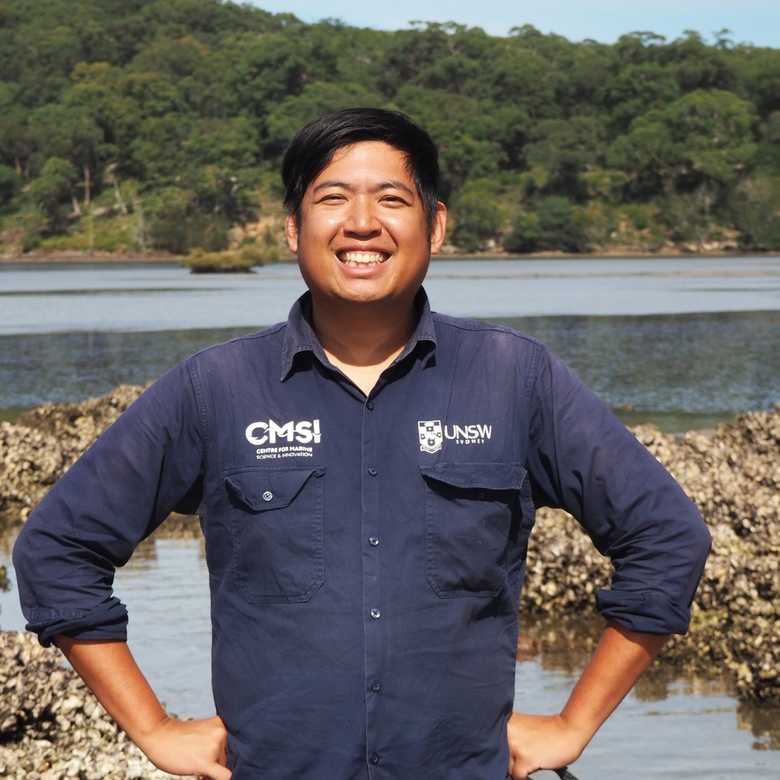 Rick and the Sydney rock oysters