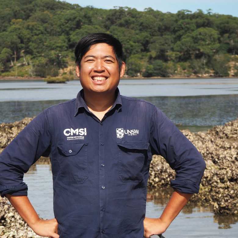 Rick and the Sydney rock oysters