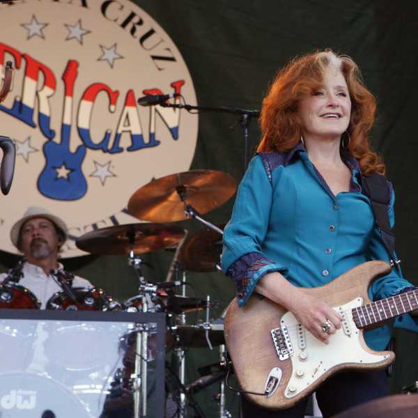 Bonnie Raitt: Three Grammy wins, including Song of the Year!